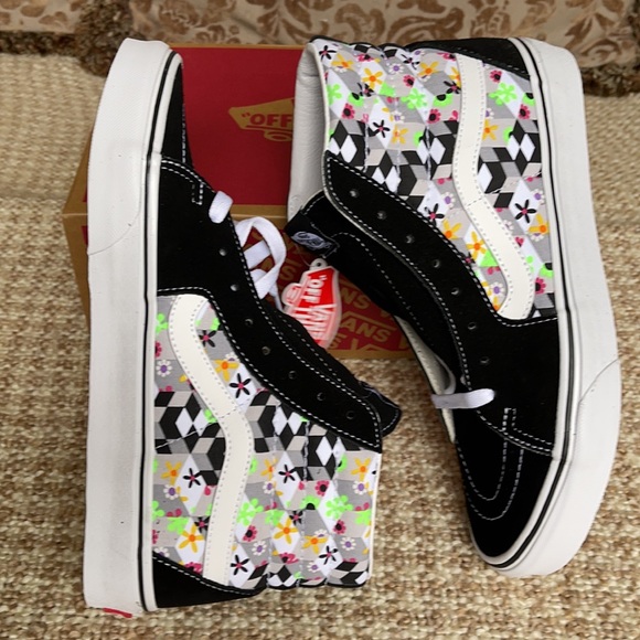 Vans Sk8-Hi Checker Cube Black/True White Men’s - Picture 12 of 16